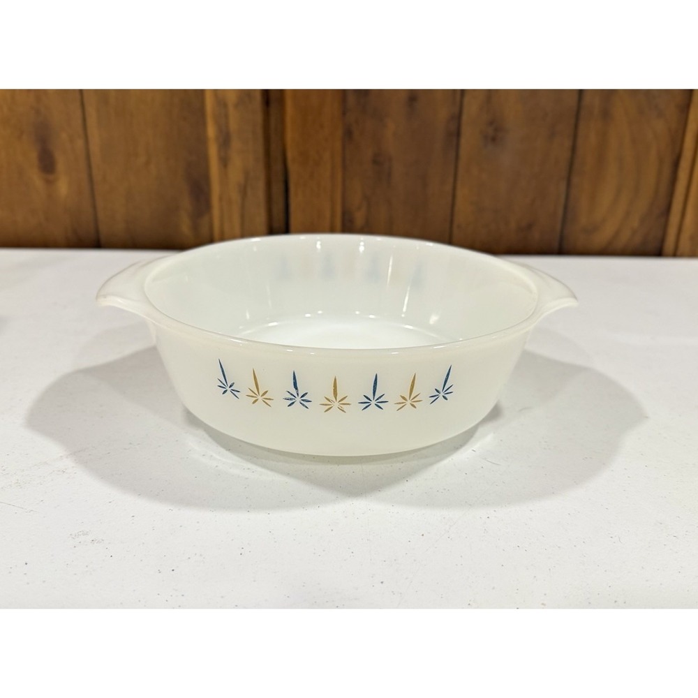 Anchor Hocking Fire King Round 1.5 Quart Retro Candle Glow Casserole Dish